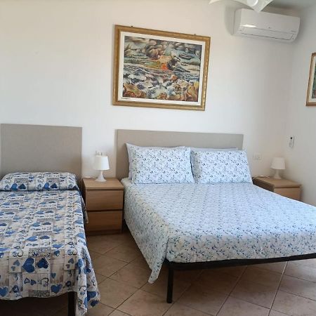 Il Respiro Del Mare Bed & Breakfast กัสซัลบอร์ดีโน ภายนอก รูปภาพ