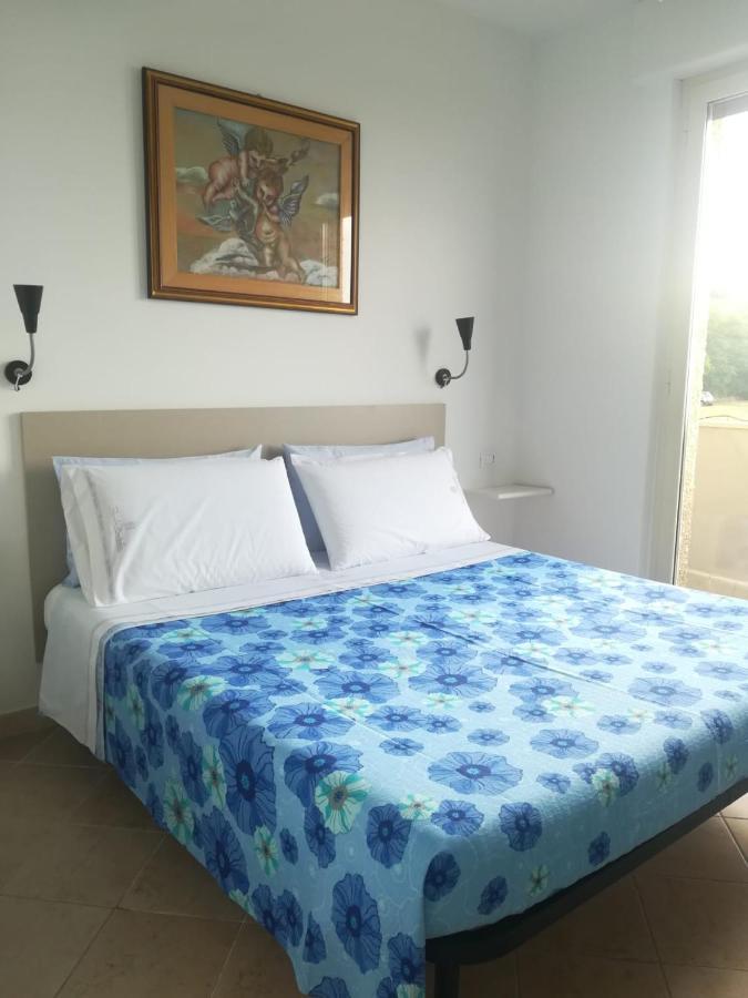 Il Respiro Del Mare Bed & Breakfast กัสซัลบอร์ดีโน ภายนอก รูปภาพ
