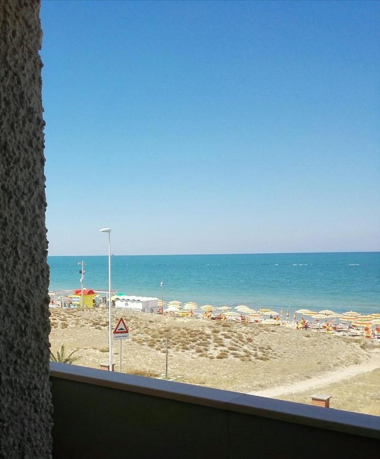 Il Respiro Del Mare Bed & Breakfast กัสซัลบอร์ดีโน ภายนอก รูปภาพ