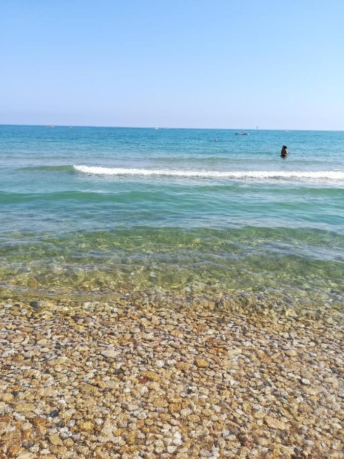 Il Respiro Del Mare Bed & Breakfast กัสซัลบอร์ดีโน ภายนอก รูปภาพ