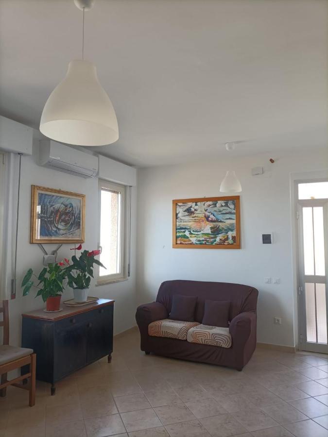 Il Respiro Del Mare Bed & Breakfast กัสซัลบอร์ดีโน ภายนอก รูปภาพ